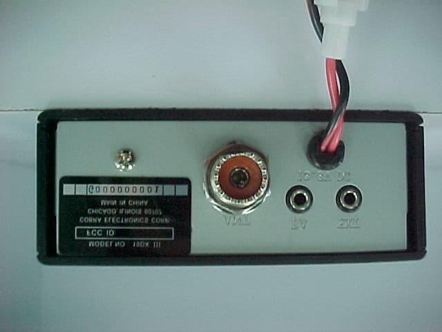 Non-Broadcast Transmitter (CB) - FCC ID BBO19DXIII - Cobra Electronics Corporation (3)
