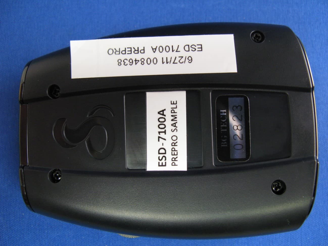 RADAR DETECTOR - FCC ID BBOESD7100A - Cobra Electronics Corporation (1)