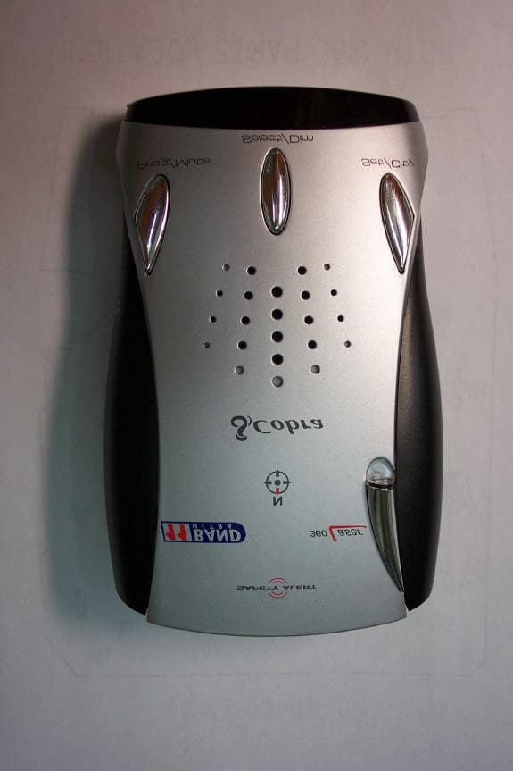 Radar Detector - FCC ID BBOESD9870 - Cobra Electronics Corporation (2)
