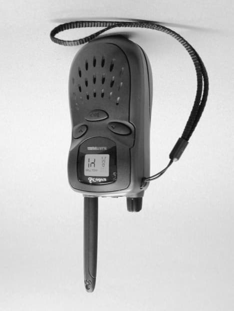 Face Held Family Radio - FCC ID BBOFRS120C - Cobra Electronics Corporation (2)