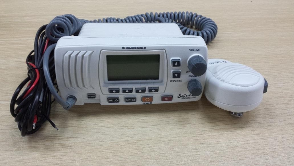 VHF Marine Radio - FCC ID BBOMRF77 - Cobra Electronics Corporation