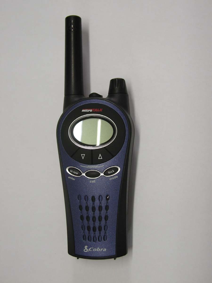 FRS/GMRS TRANSCEIVER - FCC ID BBOPR5000 - Cobra Electronics Corporation (3)