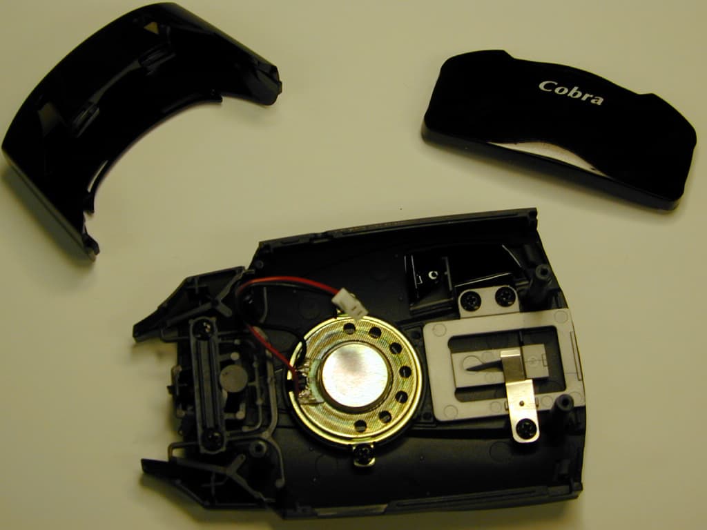 RADAR DETECTOR - FCC ID BBOXRS9530 - Cobra Electronics Corporation (2)