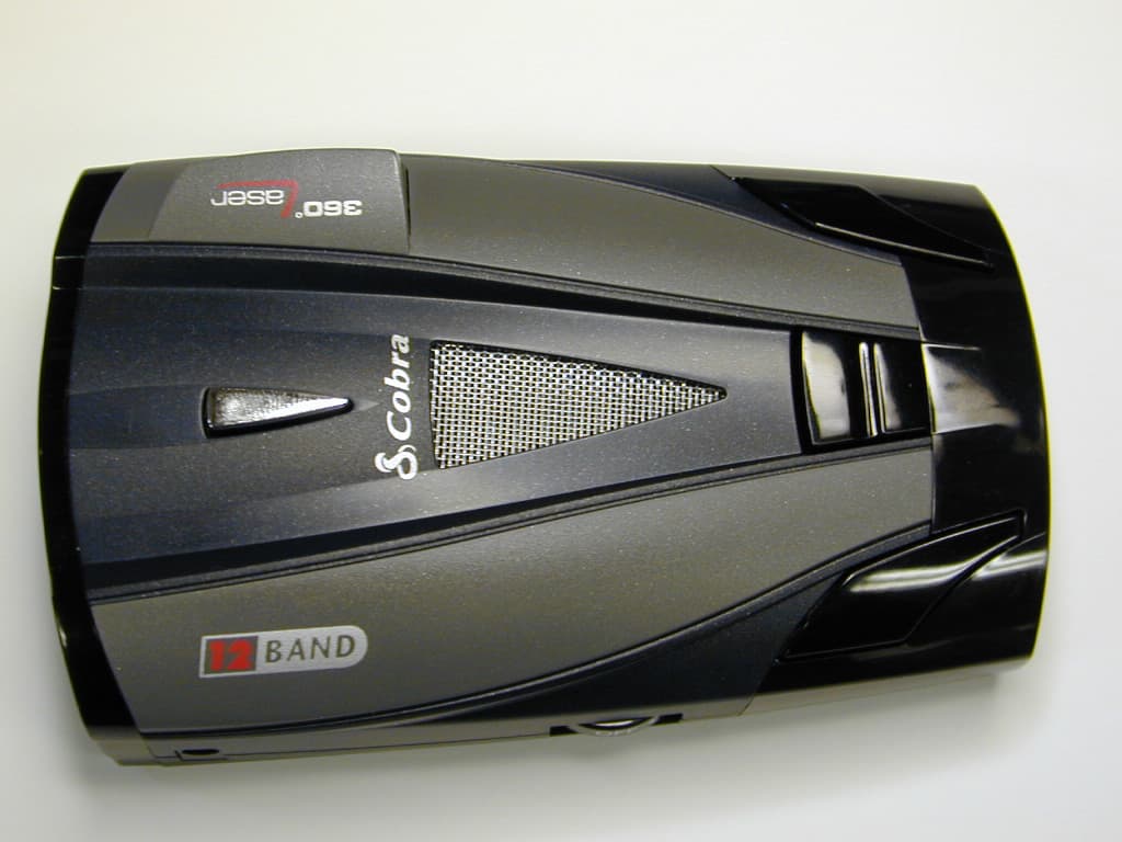 RADAR DETECTOR - FCC ID BBOXRS9530 - Cobra Electronics Corporation