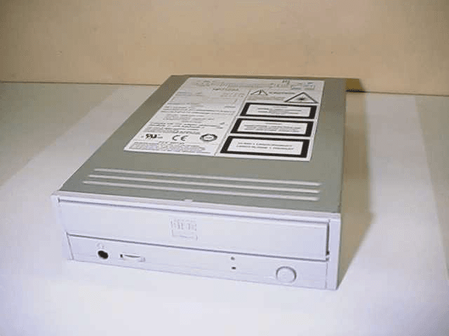 CD-R/RW - FCC ID BBP7120A - Ricoh Company Ltd (2)