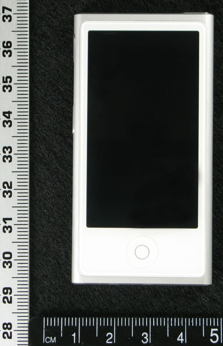 Portable Media Player with Bluetooth Radio - FCC ID BCG-A1446A - Apple Inc. (2)
