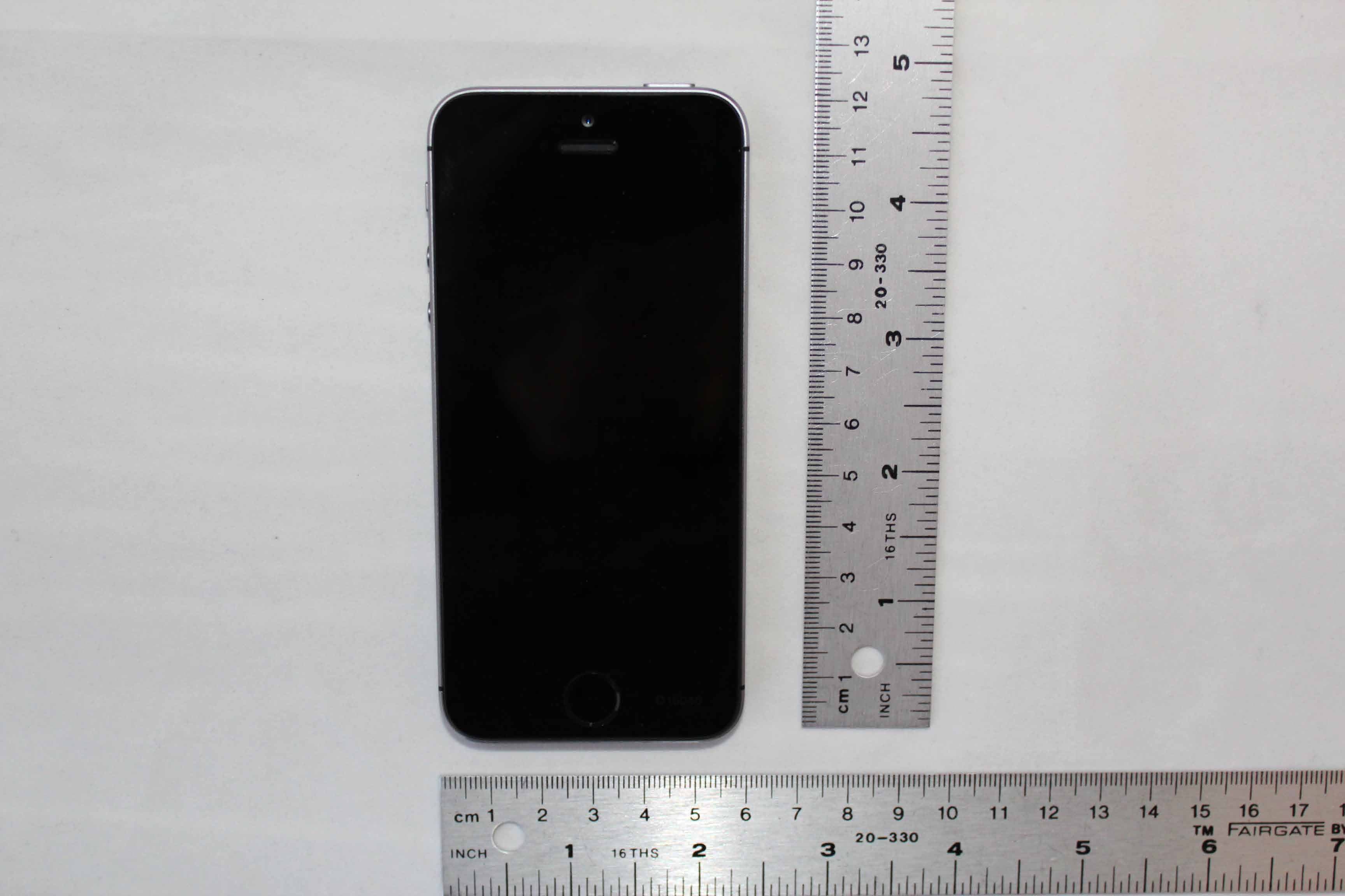 Cellular Phone with Bluetooth and WLAN Radios - FCC ID BCG-E2643B - Apple Inc. (2)