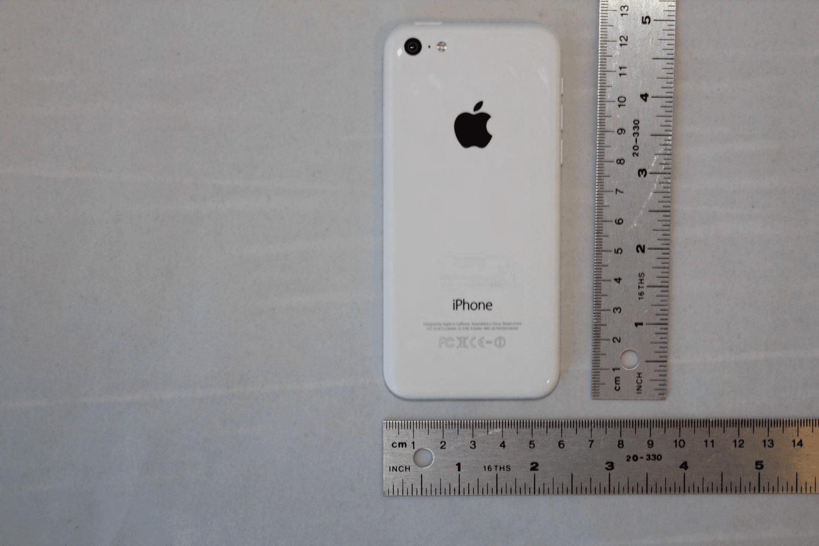 Cellular Phone with Bluetooth and WLAN Radios - FCC ID BCG-E2694B - Apple Inc.