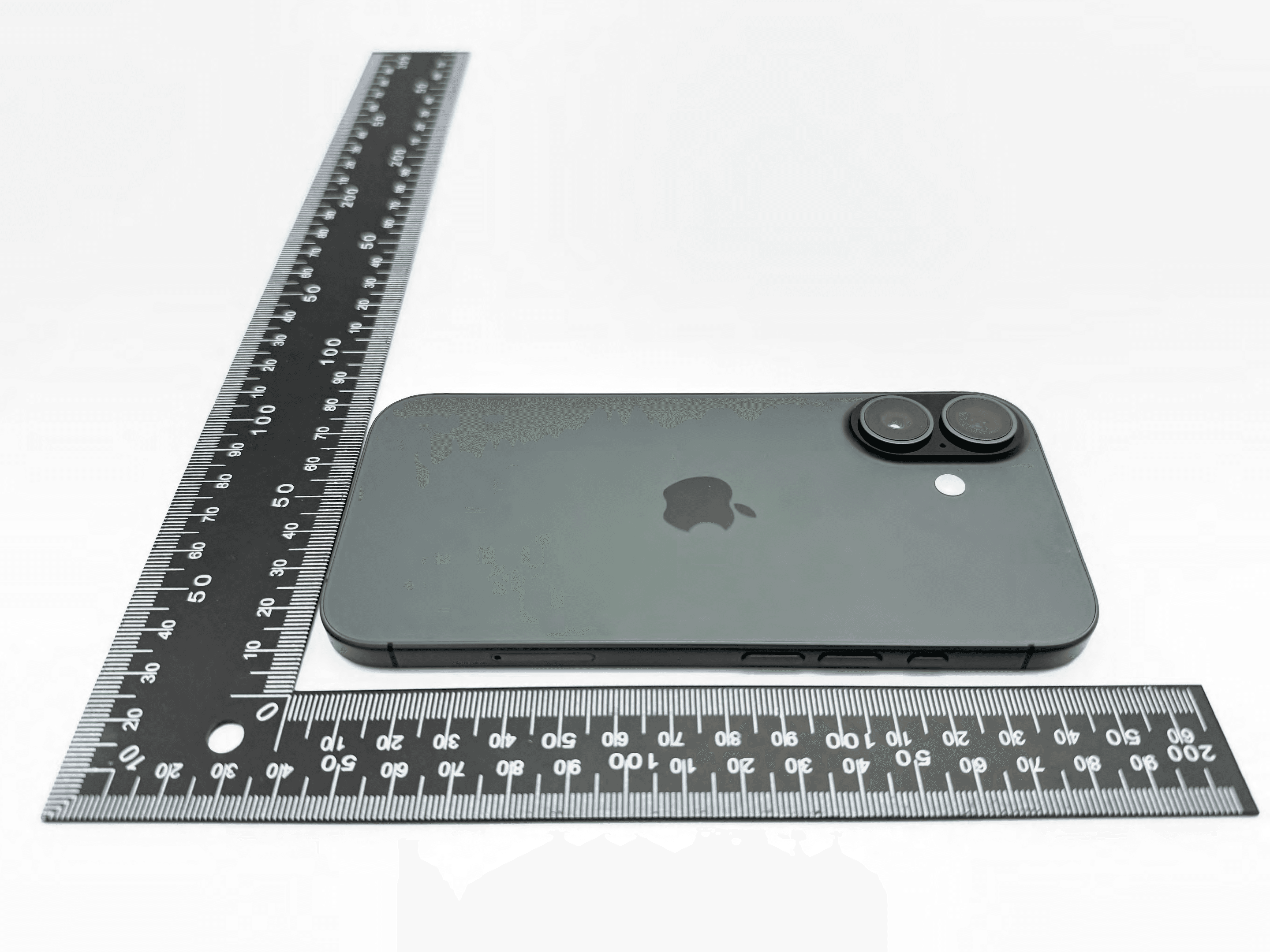 Smartphone - FCC ID BCG-E8953A - Apple Inc. (2)