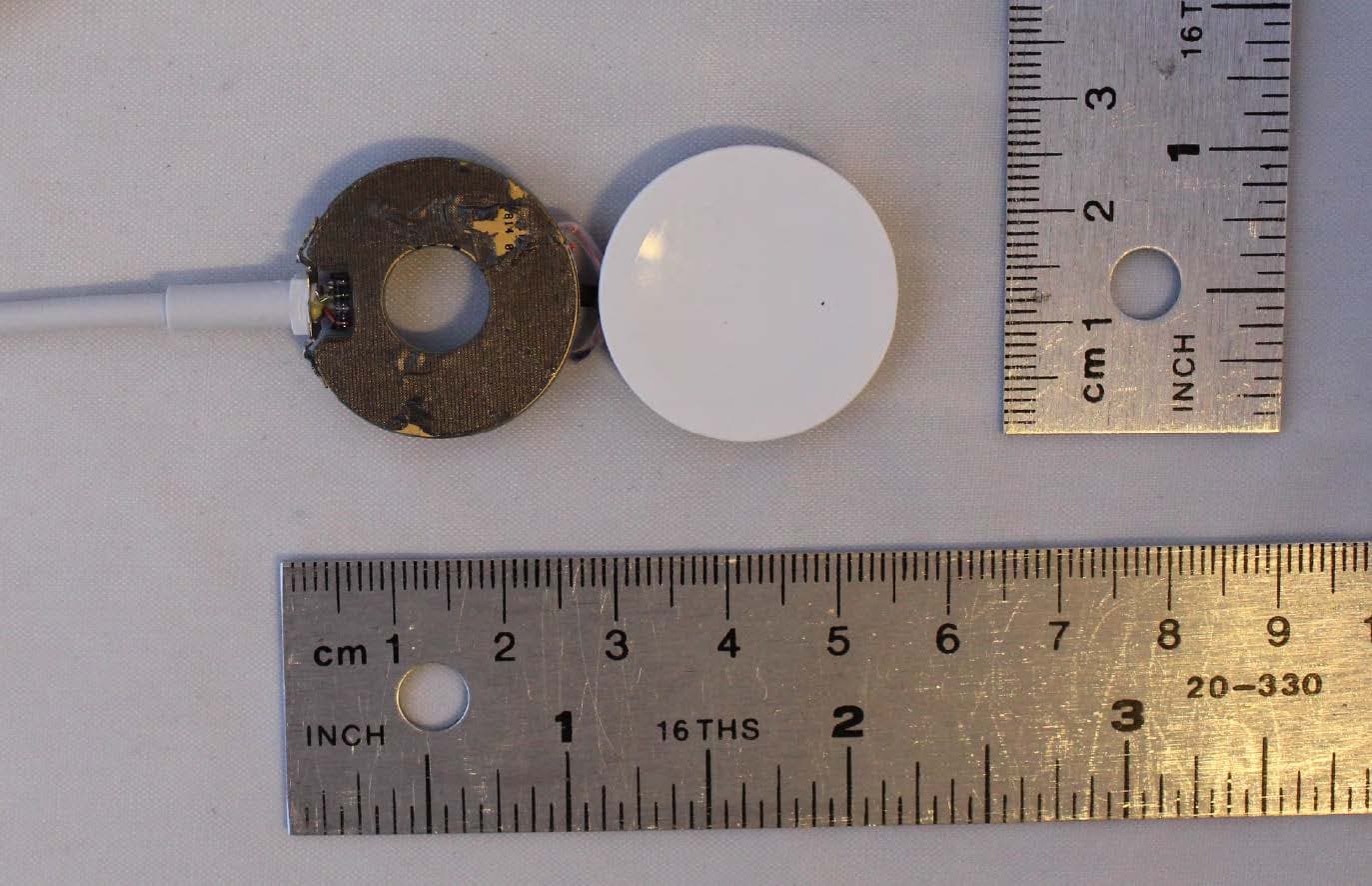 Apple Watch Magnetic Charging Bracelet - FCC ID BCGA1626 - Apple Inc. (2)