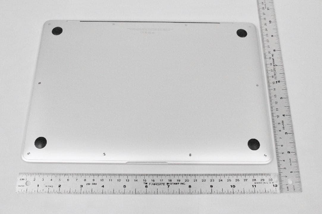 Laptop computer - FCC ID BCGA2179 - Apple Inc. (2)