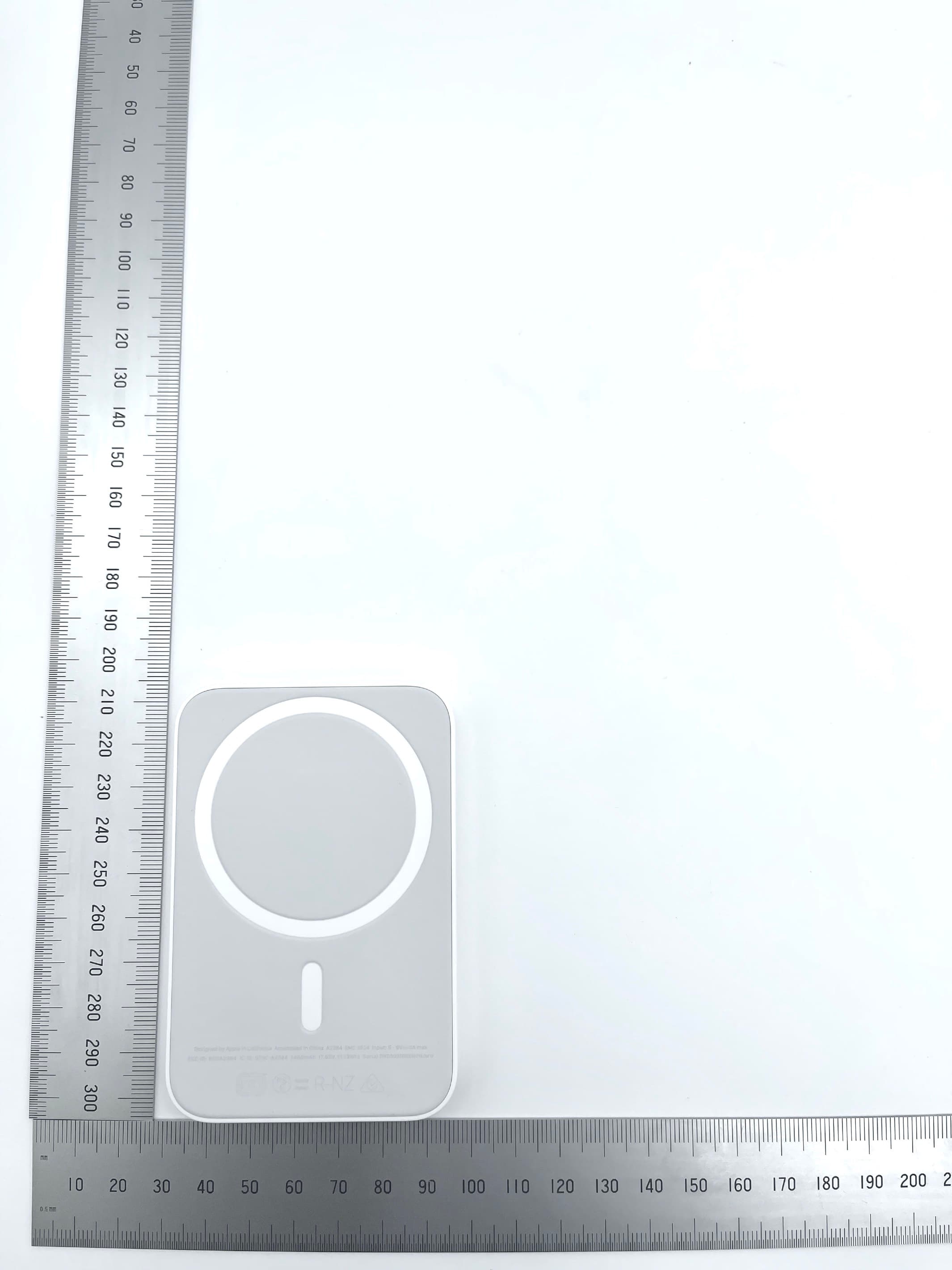 Mag Safe Battery Pack - FCC ID BCGA2384 - Apple Inc.