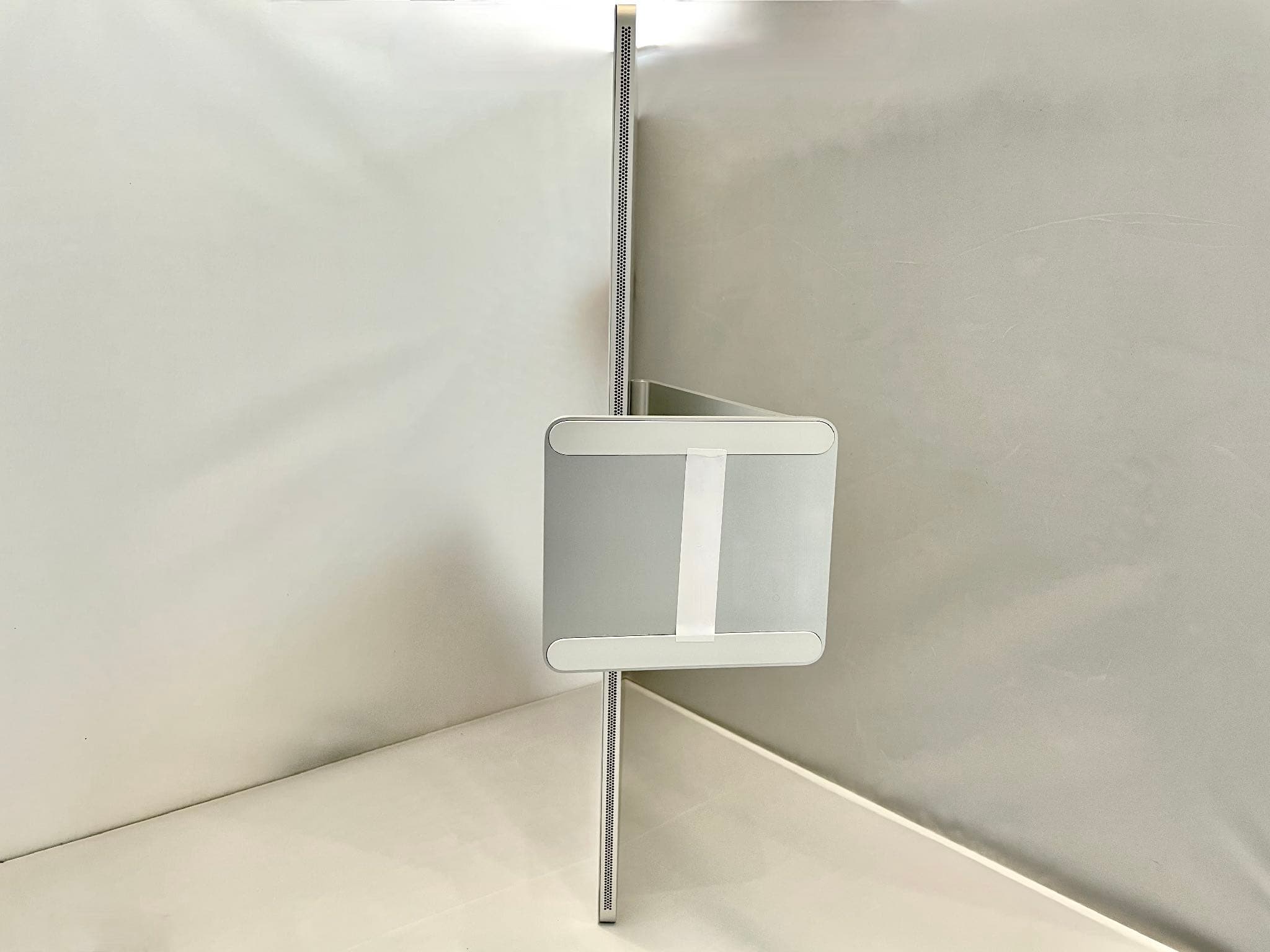 Desktop Computer - FCC ID BCGA2439 - Apple Inc.