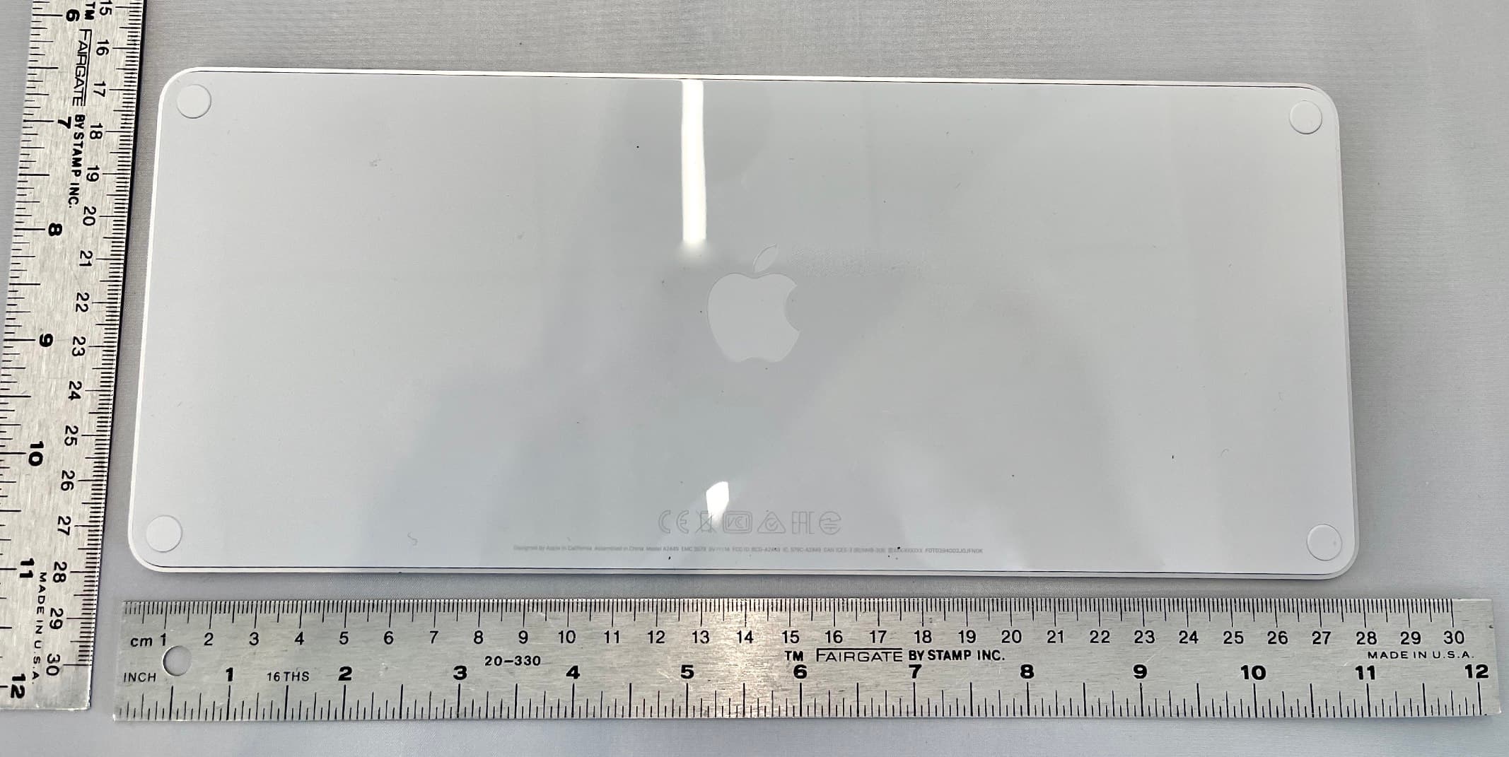 Apple Magic Keyboard with Touch ID - FCC ID BCGA2449 - Apple Inc. (2)