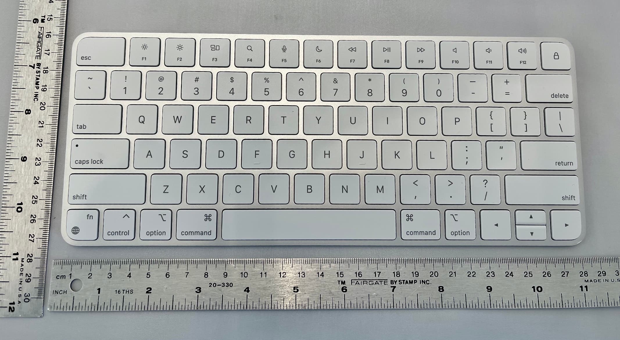 Apple Magic Keyboard - FCC ID BCGA2450 - Apple Inc.