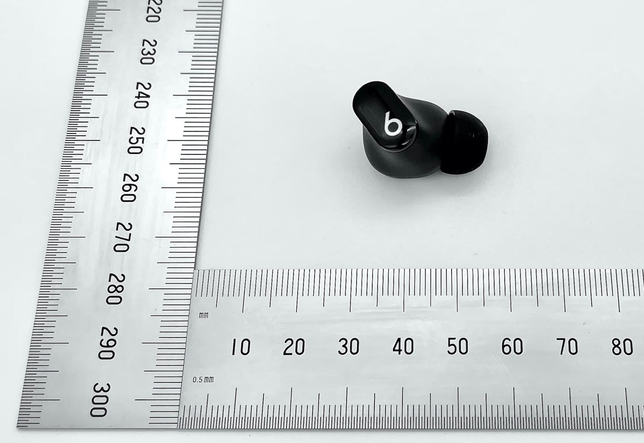 Beats Studio Buds - FCC ID BCGA2512 - Apple Inc. (2)