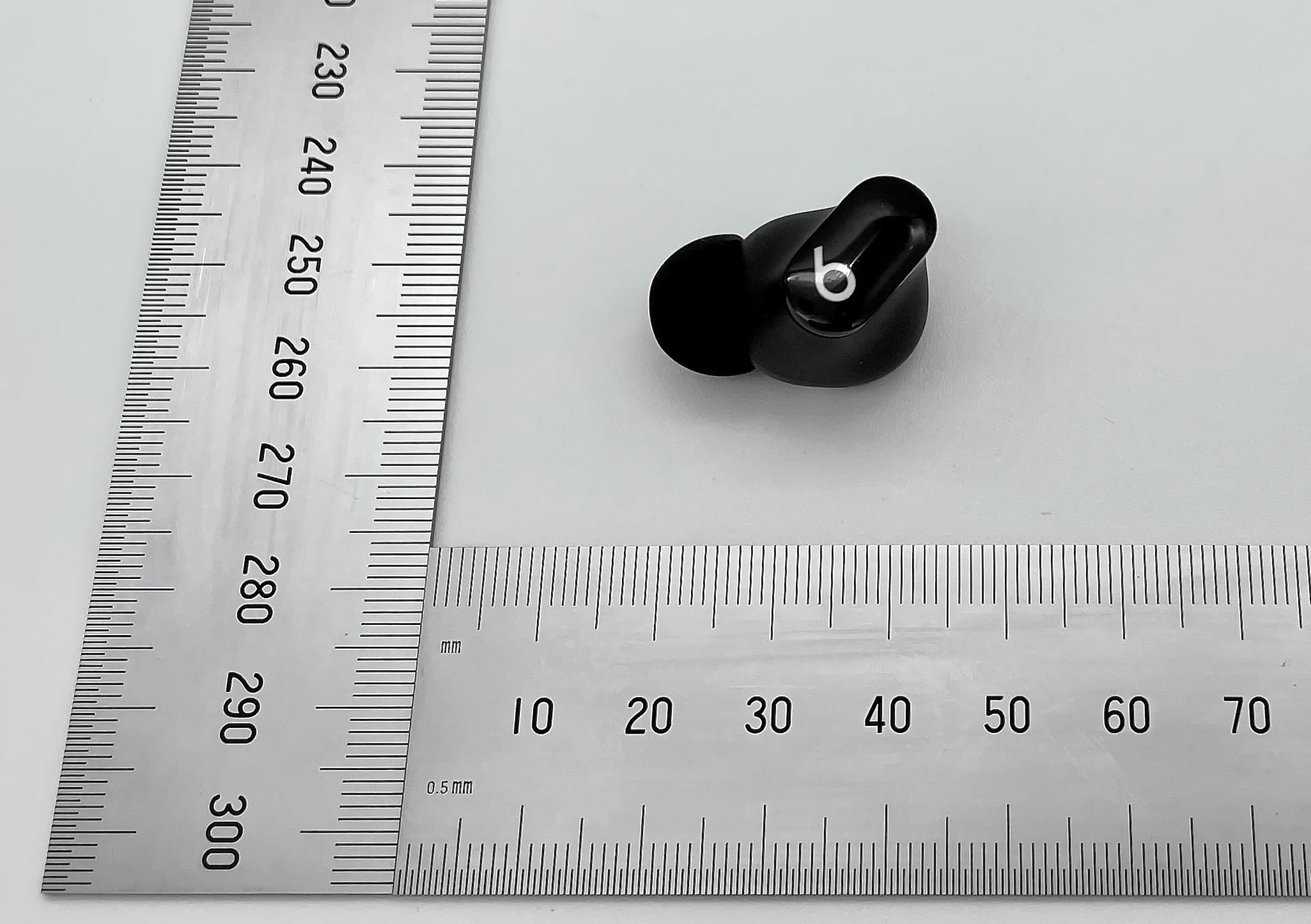 Beats Studio Buds - FCC ID BCGA2512 - Apple Inc.