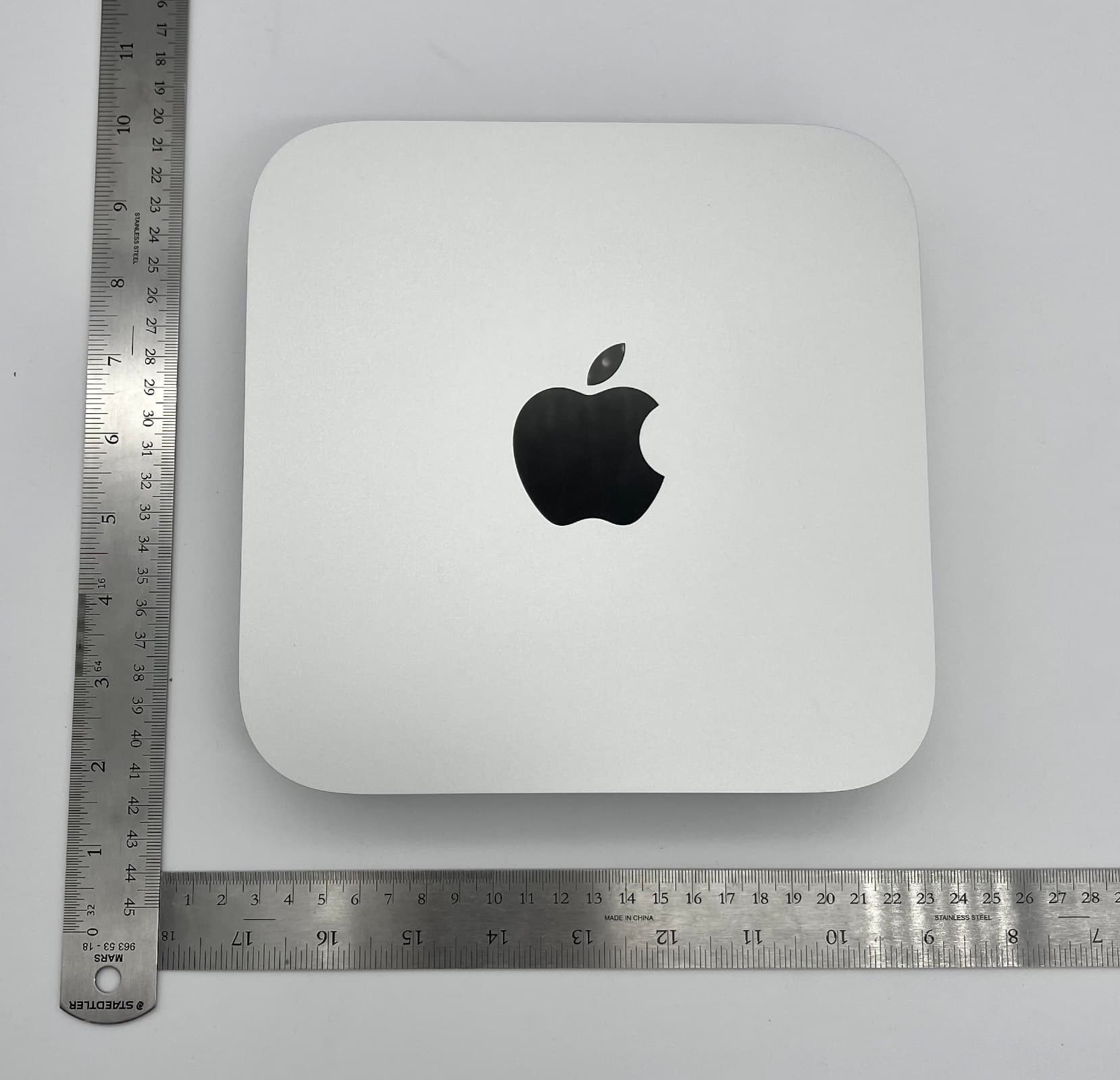 Desktop Computer - FCC ID BCGA2686 - Apple Inc. (2)