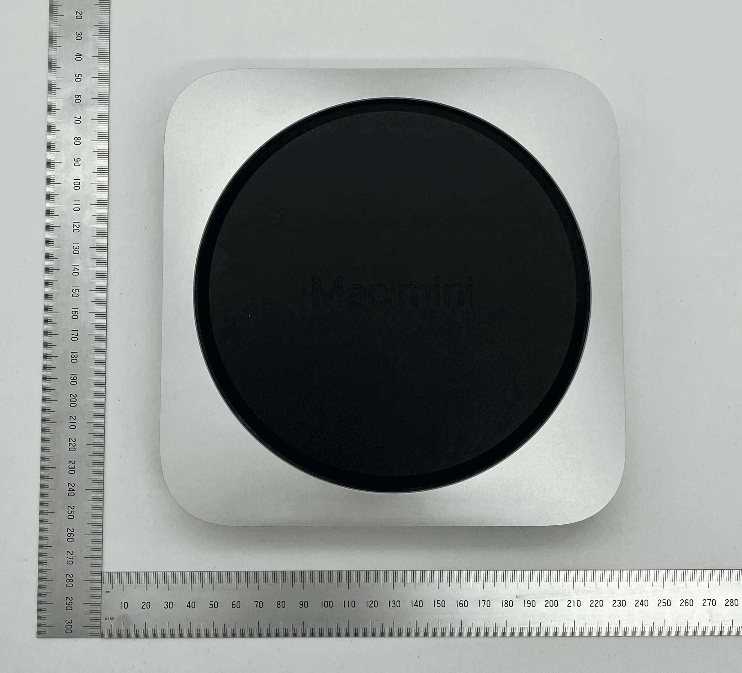 Desktop Computer - FCC ID BCGA2816 - Apple Inc. (2)