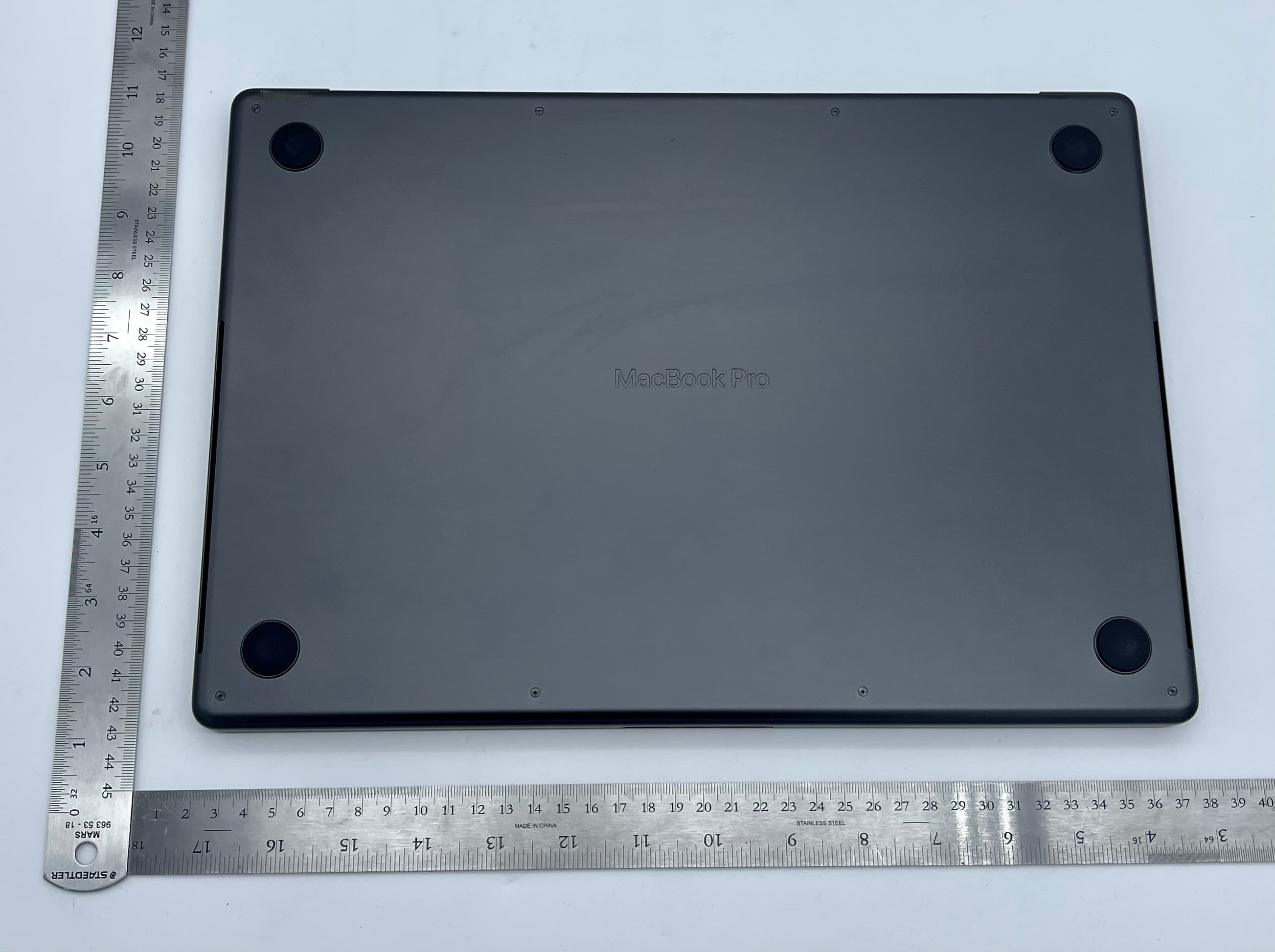 Laptop Computer - FCC ID BCGA2991 - Apple Inc. (2)