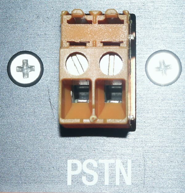 Booster - FCC ID BCR-RPT-AMR1915 - Andrew Wireless Innovations Group (2)