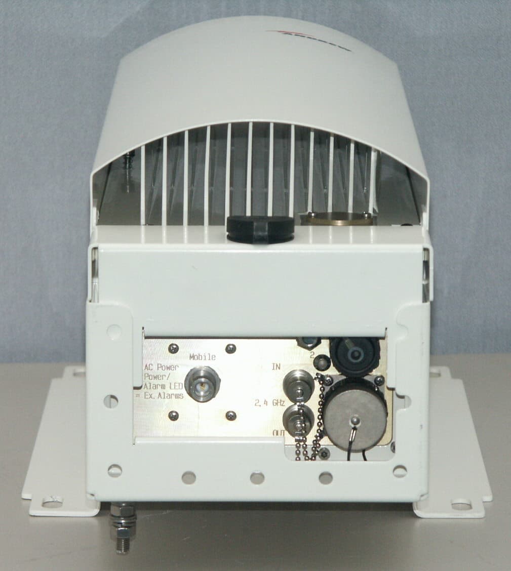 Booster - FCC ID BCR-RPT-MMR8L - Andrew Wireless Innovations Group (3)