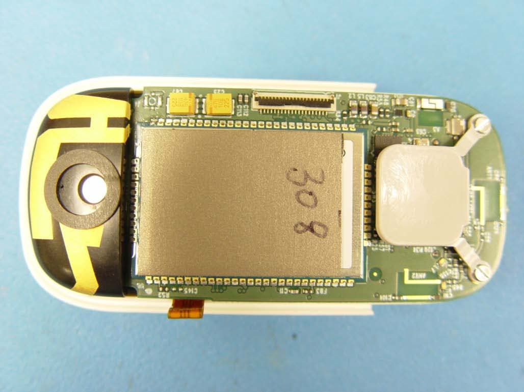 Mobile Help Button (MHB) for a Personal Emergency System (PERS) - FCC ID BDZ7000MHB - Lifeline Systems Inc