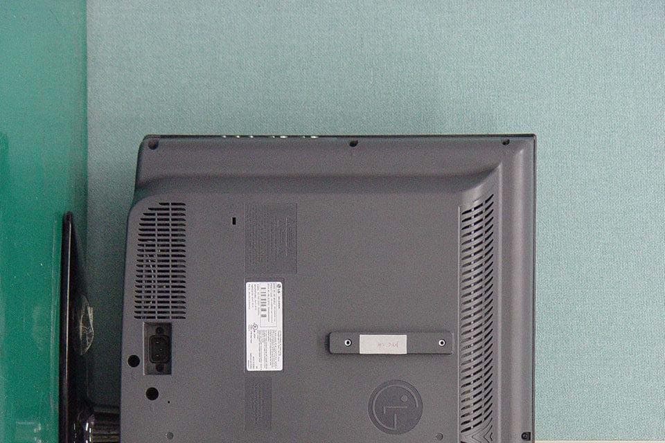 LCD TV MONITOR - FCC ID BEJ26LG3DDHUA - LG Electronics USA, Inc. (2)