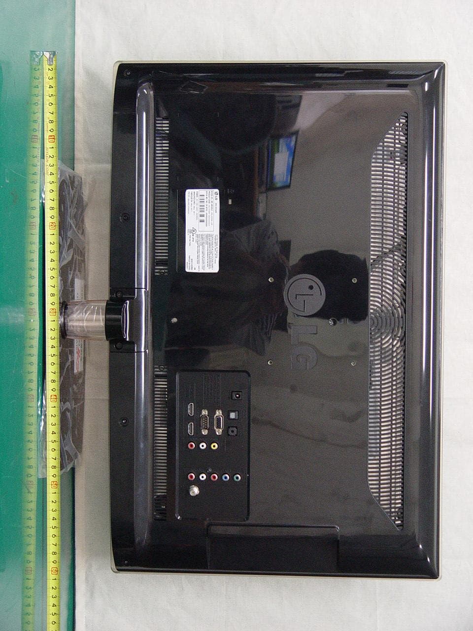 LED LCD TV Monitor - FCC ID BEJ26LV2500UG - LG Electronics USA, Inc. (5)