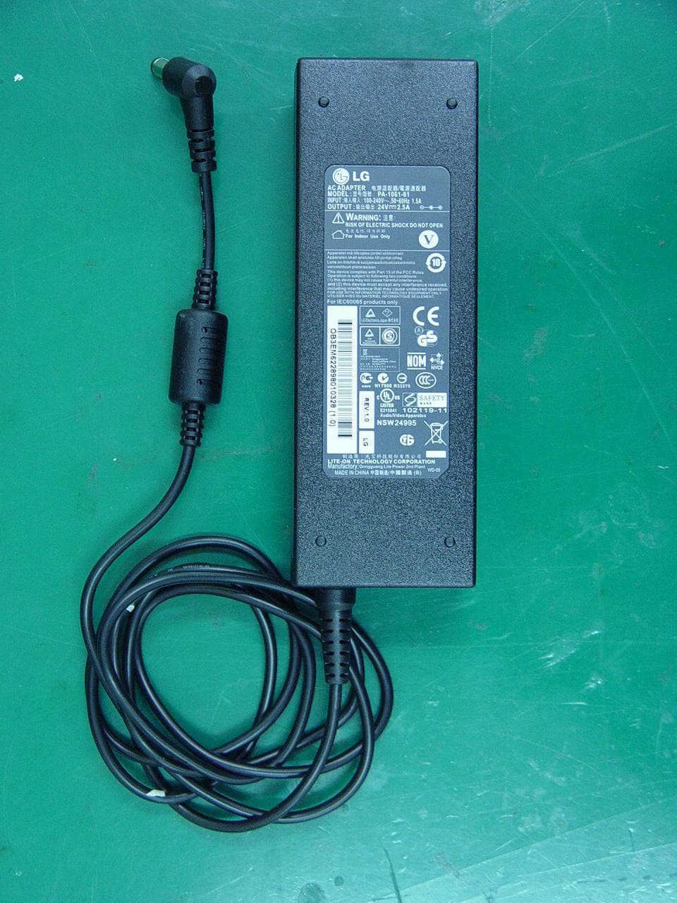 LED LCD TV Monitor - FCC ID BEJ26LV255CUA - LG Electronics USA, Inc. (4)