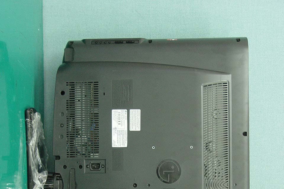 LCD TV MONITOR - FCC ID BEJ32LD320UA - LG Electronics USA, Inc. (3)