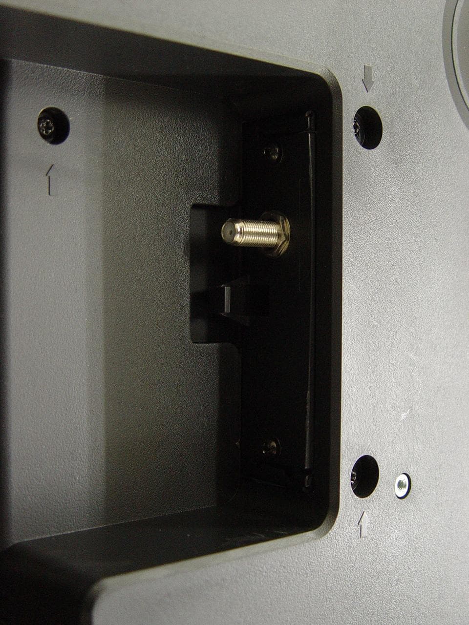 LCD TV Monitor - FCC ID BEJ32LD333HUA - LG Electronics USA, Inc. (3)