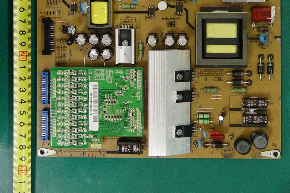 LED LCD TV - FCC ID BEJ32LE5400UC - LG Electronics USA, Inc. (4)