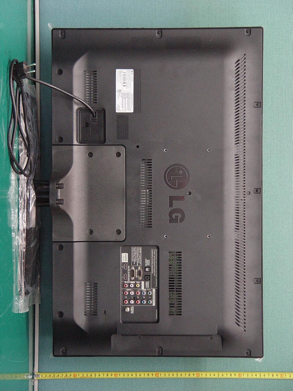 LED LCD TV Monitor - FCC ID BEJ32LV3400UA - LG Electronics USA, Inc. (2)