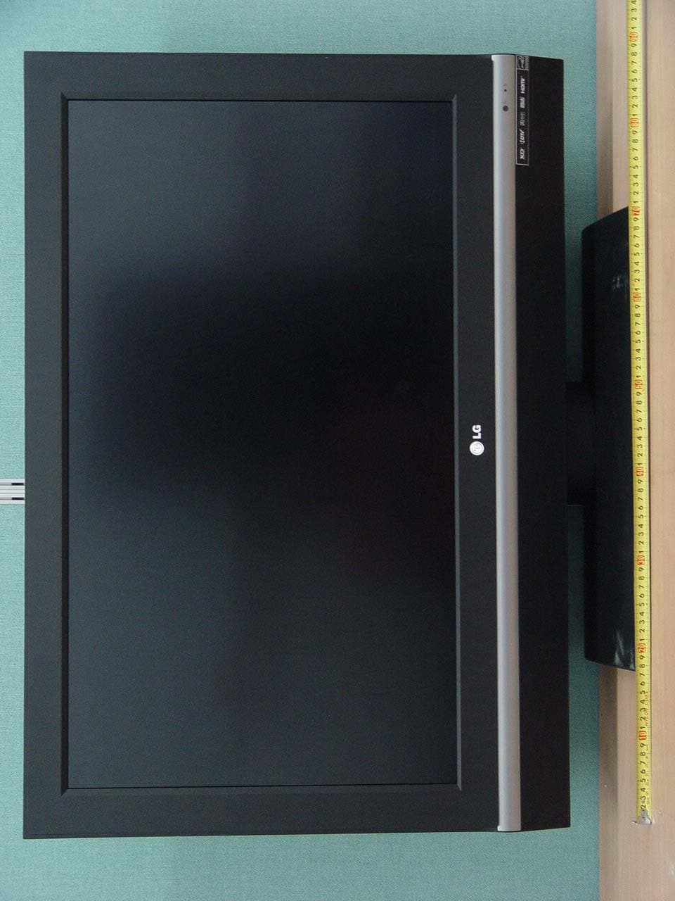 37" LCD TV MONITOR - FCC ID BEJ37LDE - LG Electronics USA, Inc. (3)