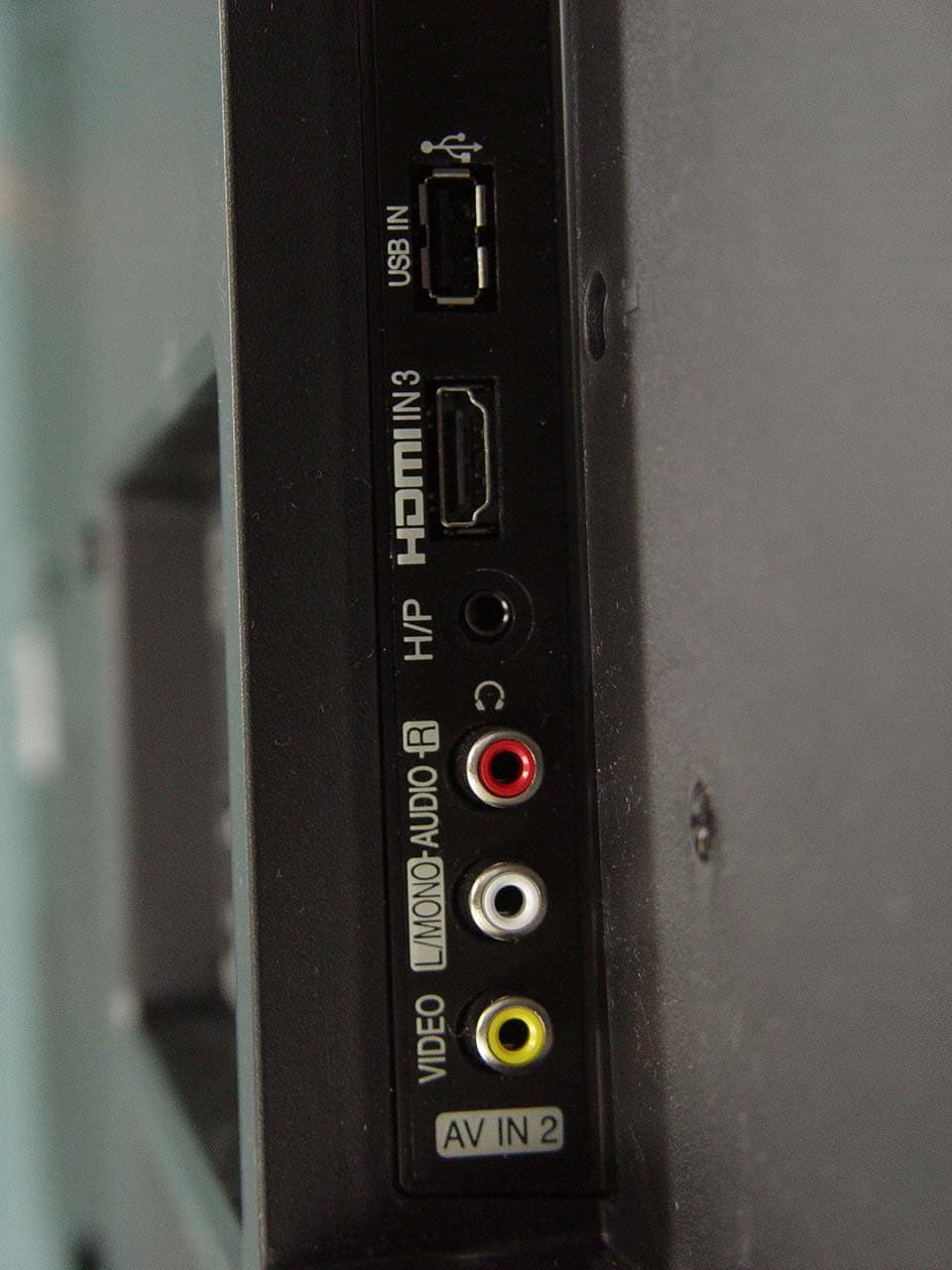 LCD TV MONITOR - FCC ID BEJ42LD520UA - LG Electronics USA, Inc. (1)
