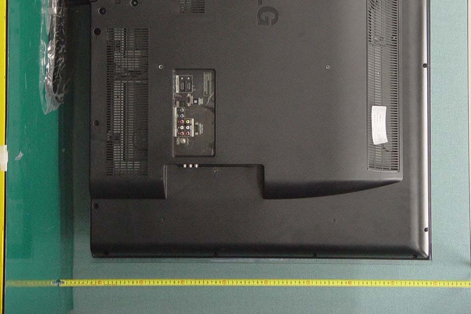LCD TV MONITOR - FCC ID BEJ55LD520UA - LG Electronics USA, Inc. (2)