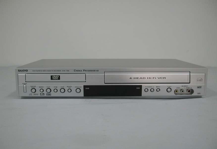 DVD Player/Video Cassette Recorder Combination - FCC ID BEJ9QKE40420 - LG Electronics USA, Inc. (2)