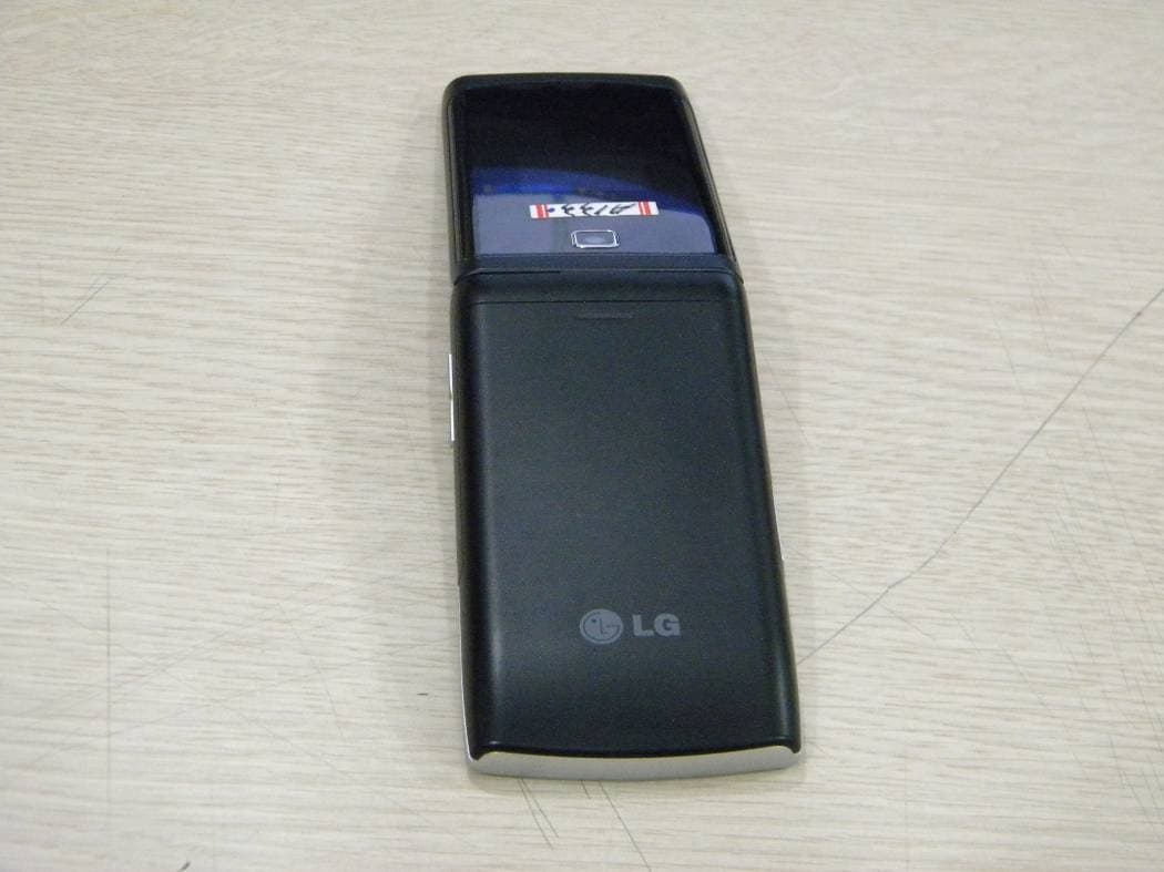 Cellular/PCS GSM Phone with Bluetooth - FCC ID BEJA133 - LG Electronics USA, Inc. (2)