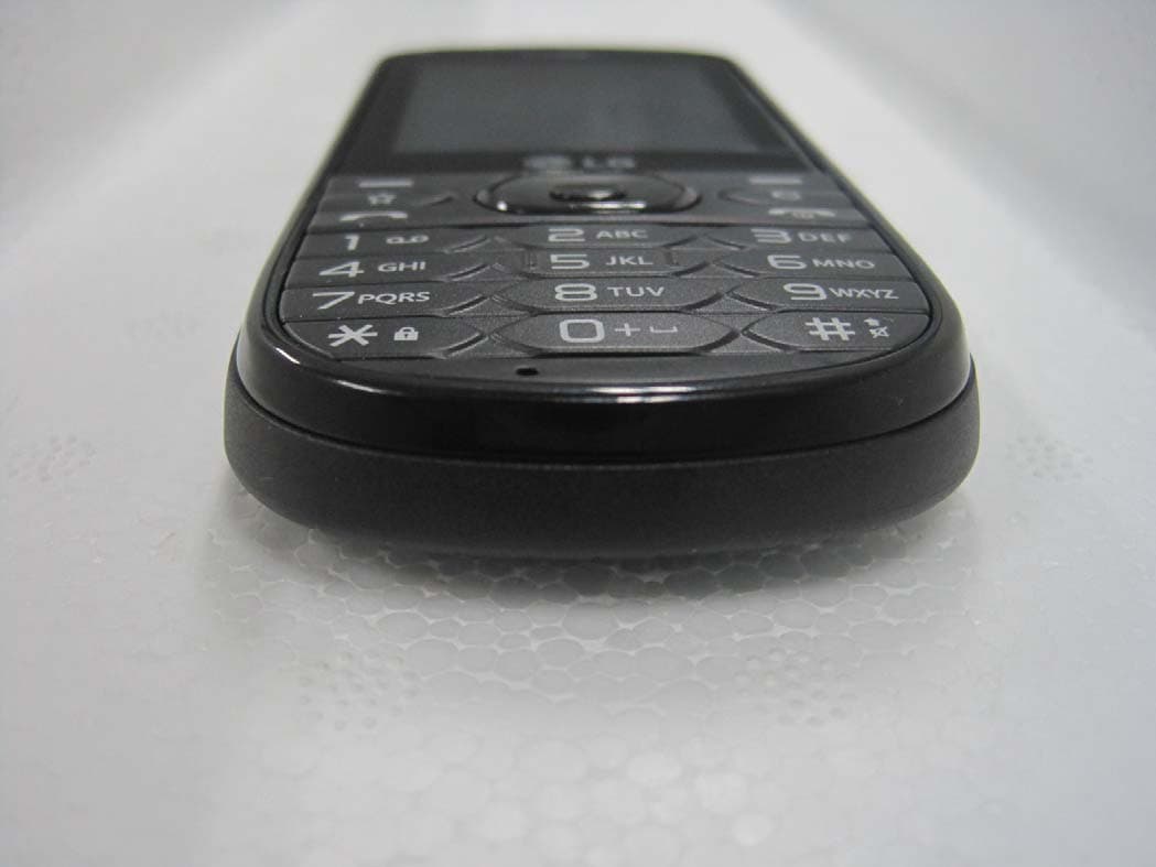 Cellular/PCS GSM/EDGE and Cellular WCDMA Phone with Bluetooth - FCC ID BEJA360K - LG Electronics USA, Inc. (2)
