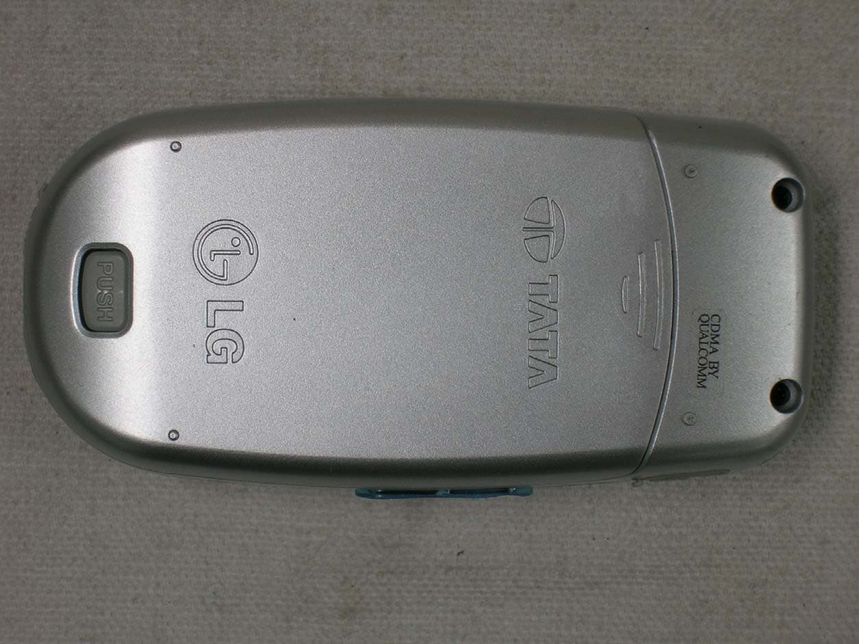 CDMA Cellphone - FCC ID BEJAD5435 - LG Electronics USA, Inc. (3)