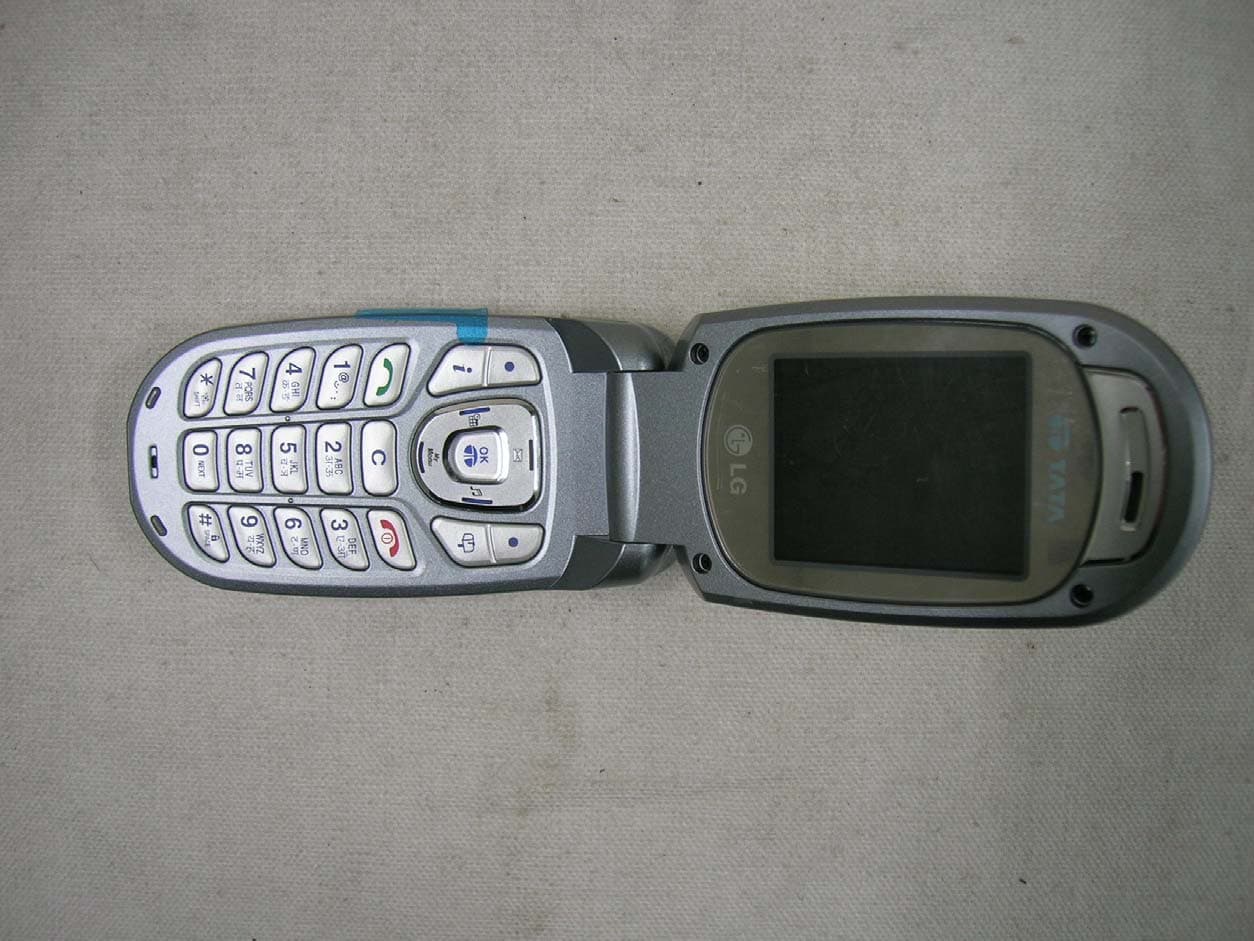 CDMA Cellphone - FCC ID BEJAD5435 - LG Electronics USA, Inc. (1)