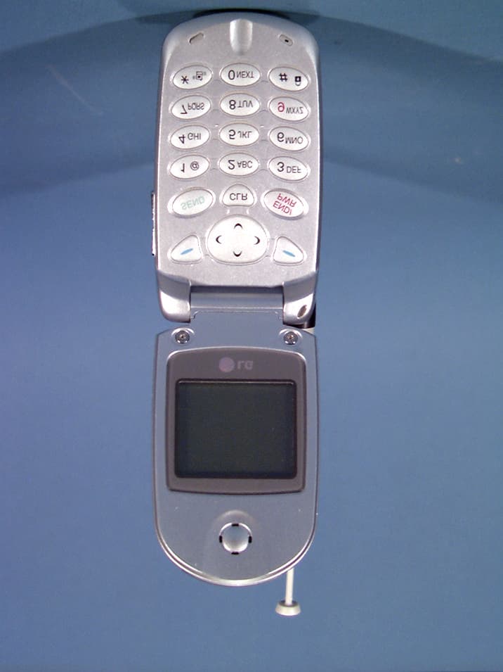 Dual-Mode Cellular Phone (AMPS/CDMA) - FCC ID BEJBD4000 - LG Electronics USA, Inc. (3)