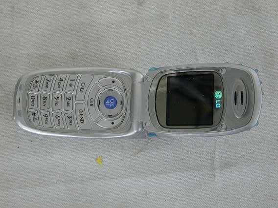 Tri-Mode Dual-Band Analog/PCS CDMA Phone - FCC ID BEJBX4170 - LG Electronics USA, Inc. (2)