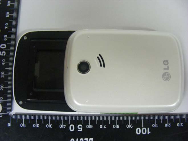Cellular/PCS GSM/EDGE Phone with Bluetooth - FCC ID BEJC320 - LG Electronics USA, Inc. (2)