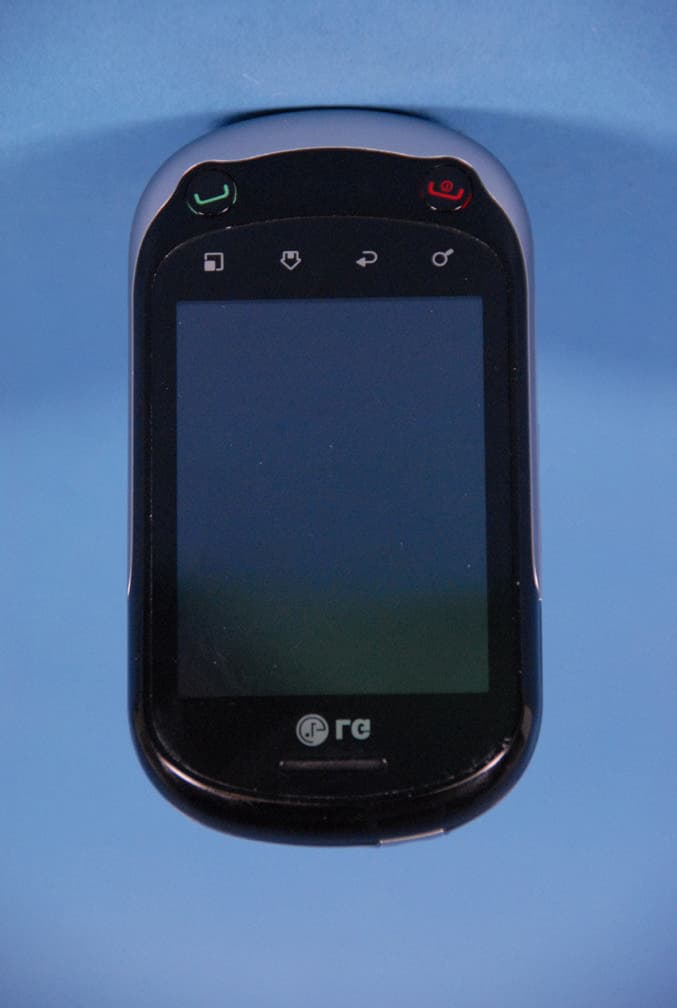 Cellular/ PCS GSM/ EDGE/ WCDMA Phone with WLAN and Bluetooth - FCC ID BEJC555 - LG Electronics USA, Inc. (4)