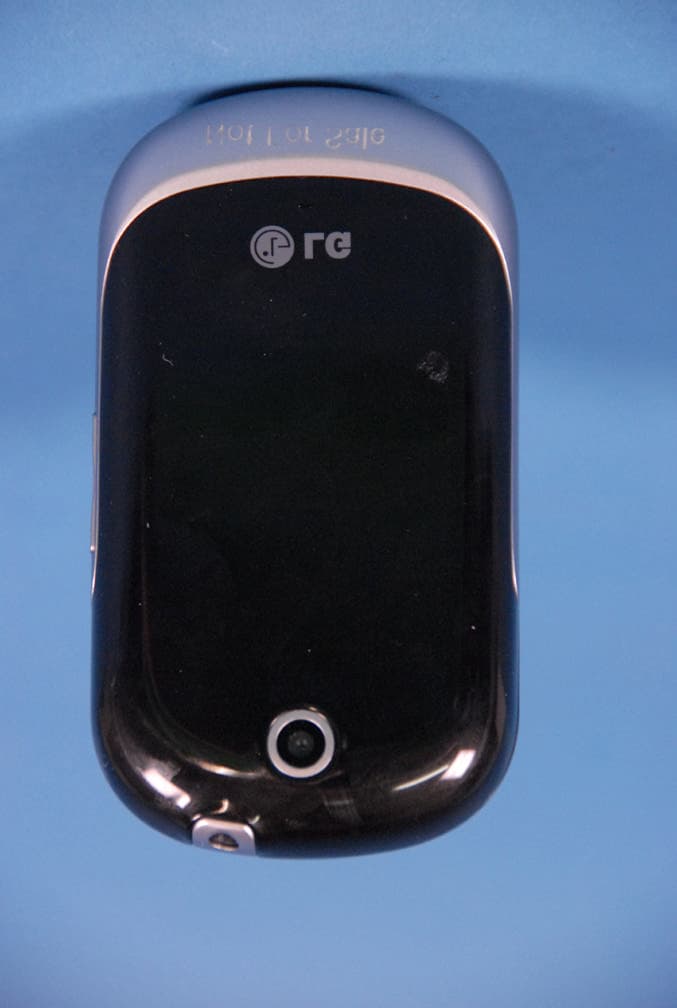 Cellular/ PCS GSM/ EDGE/ WCDMA Phone with WLAN and Bluetooth - FCC ID BEJC555 - LG Electronics USA, Inc. (3)
