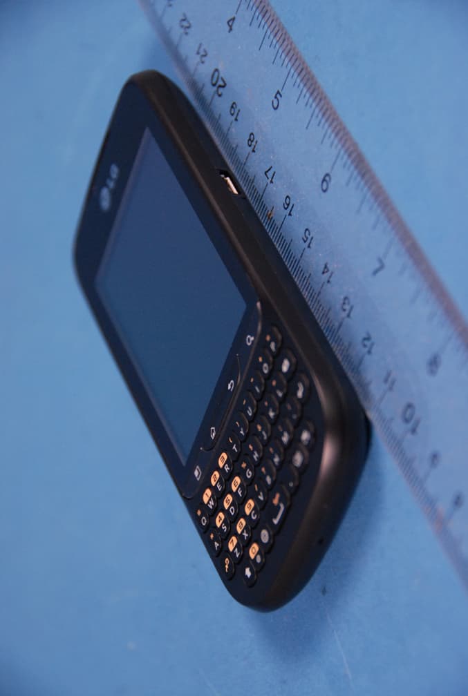Cellular/PCS WCDMA/GSM/EDGE Phone with WLAN and Bluetooth - FCC ID BEJC660R - LG Electronics USA, Inc. (2)