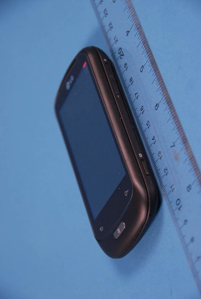 Cellular/PCS GSM/WCDMA/EDGE Phone with WLAN and Bluetooth - FCC ID BEJC900 - LG Electronics USA, Inc. (2)