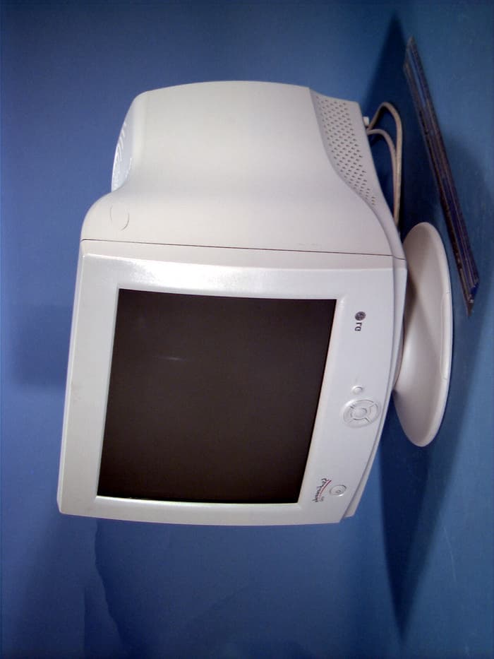 15-inch Color Monitor - FCC ID BEJCB575C - LG Electronics USA, Inc. (3)